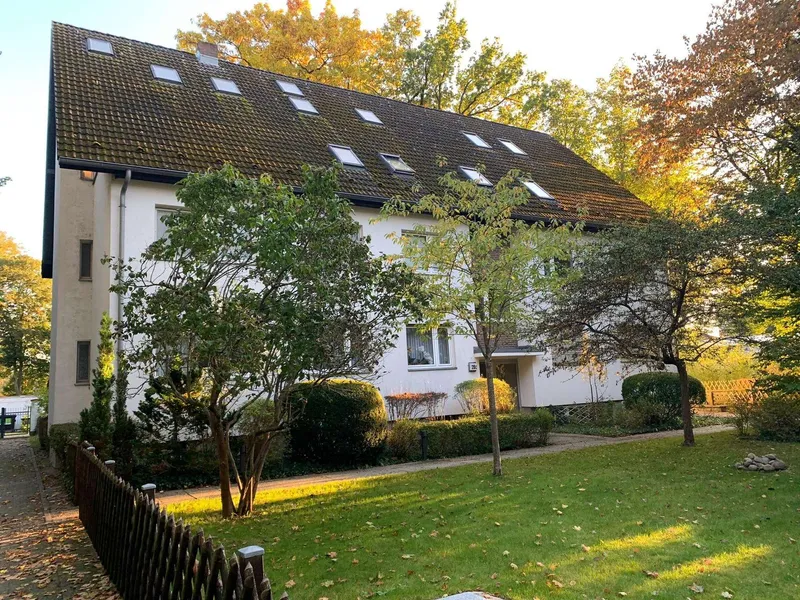 Stilvoll wohnen: Helle, hochwertig ausgestattete 3-Zimmer-Wohnung – möbliert zur Miete — photo 1